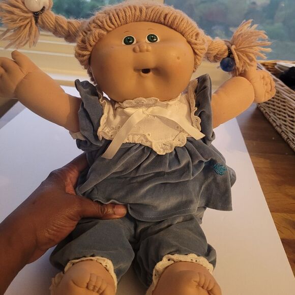 cabbage patch Other - Vintage Cabbage patch kids doll/ diapers/ clothes 1985 Xavier Robert soft body